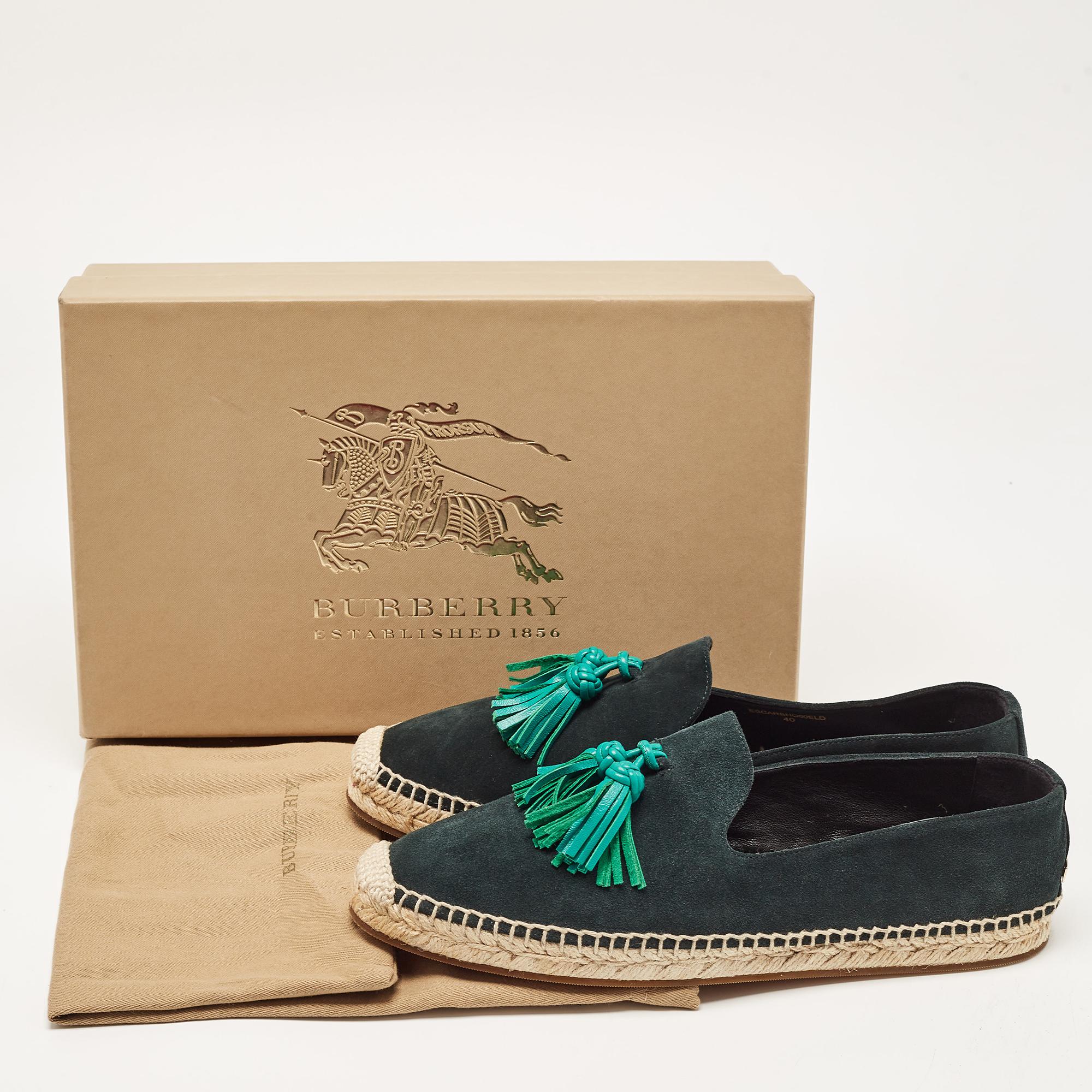 Burberry Green Suede Tassel Espadrille Flats Size 40 For Sale 5