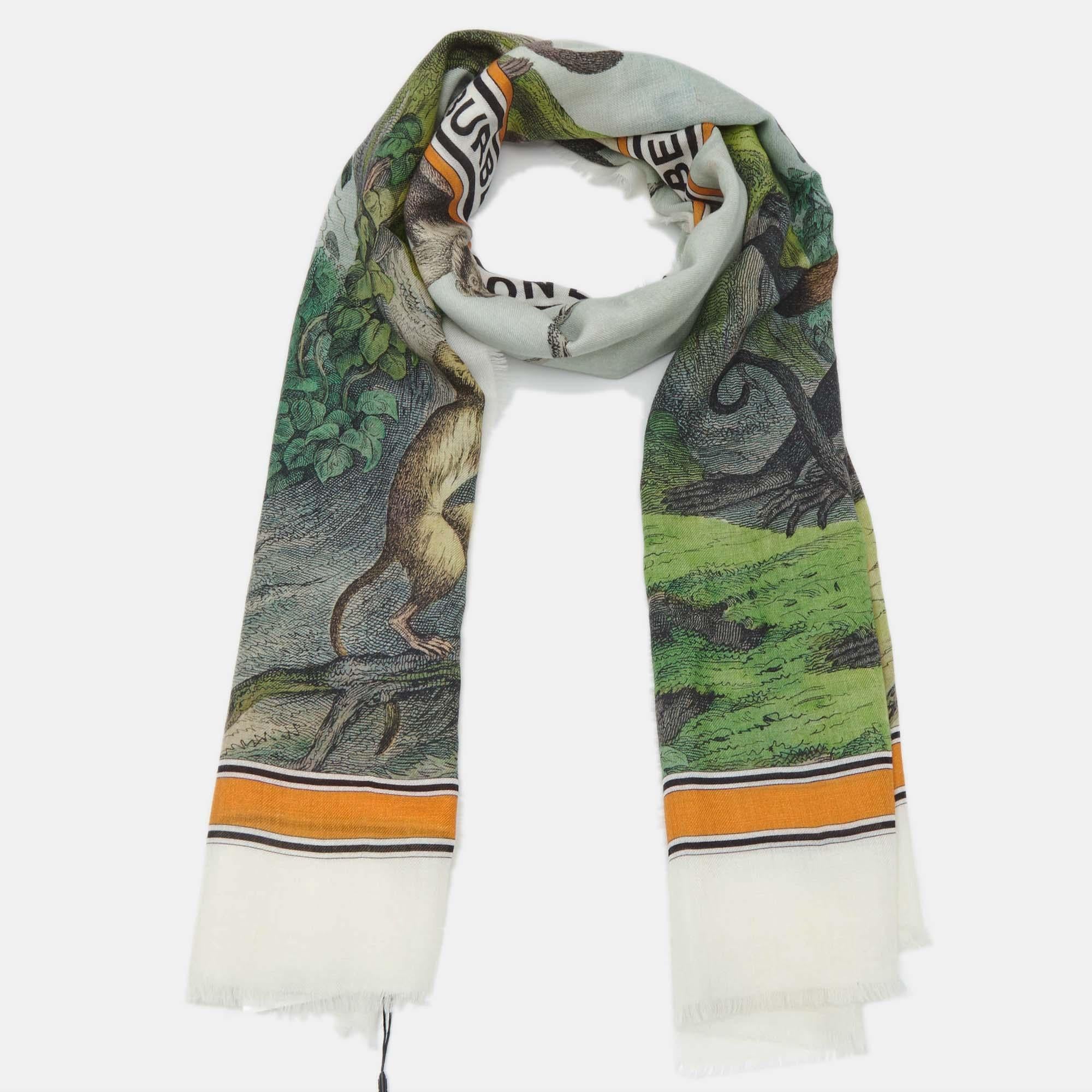 Classy and stylish are some words that come to our minds when we look at the Burberry scarf. The label brings you this versatile creation made from luxurious materials that you style with many outfits.