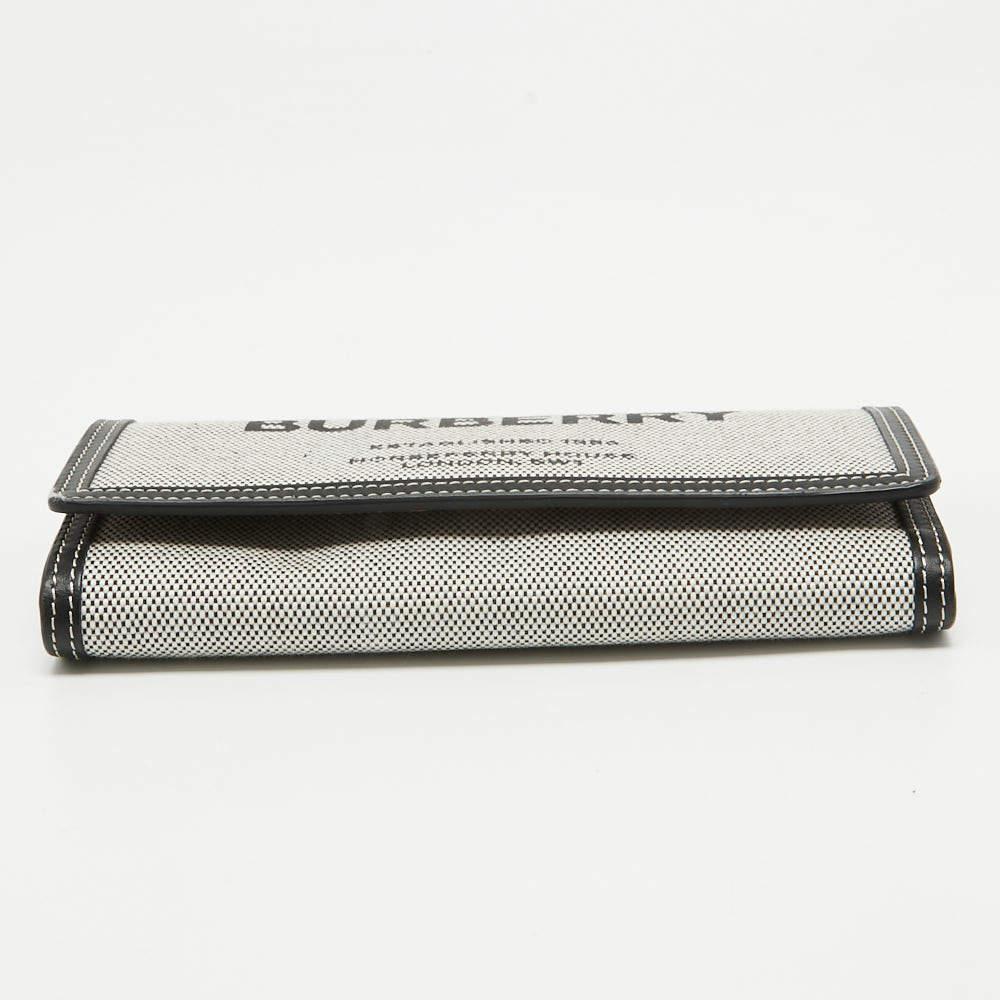 Burberry Grey/Black Logo Canvas and Leather Halton Continental Wallet For Sale 4