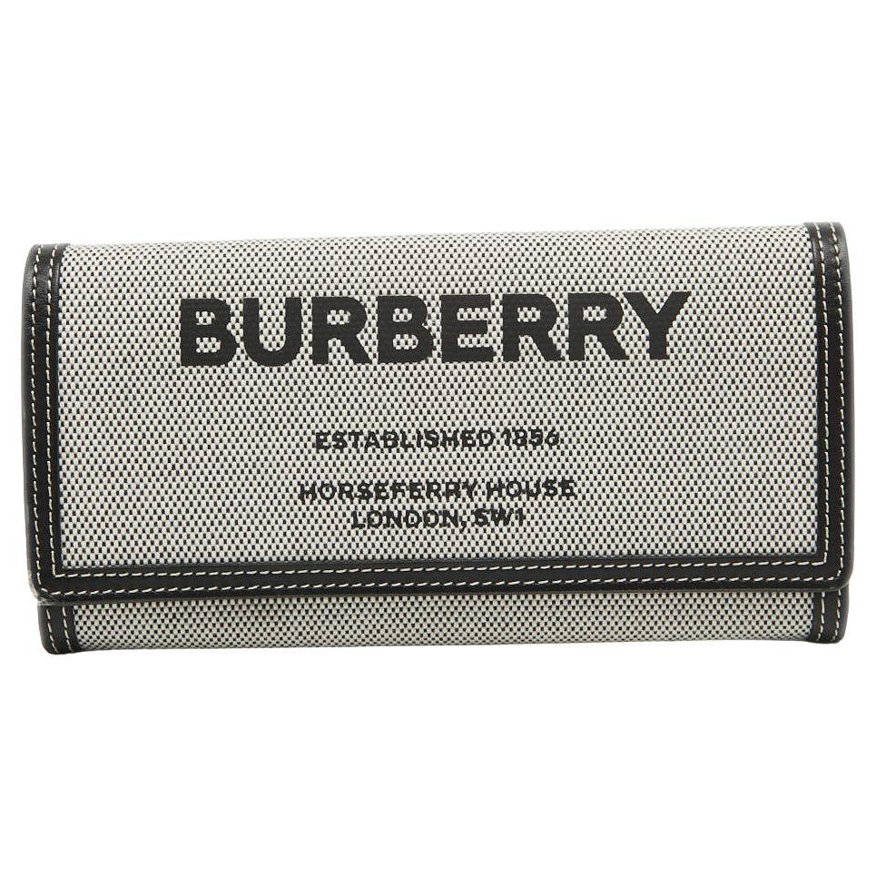 Portefeuille continental Halton en toile et cuir avec logo gris/noir de Burberry en vente