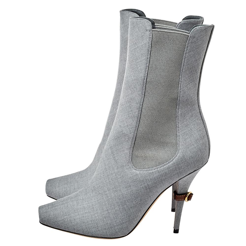 Burberry Grey Canvas And Elastic Fabric Peep Toe Kenzie Ankle Boots Size 39.5 In New Condition For Sale In Dubai, Al Qouz 2