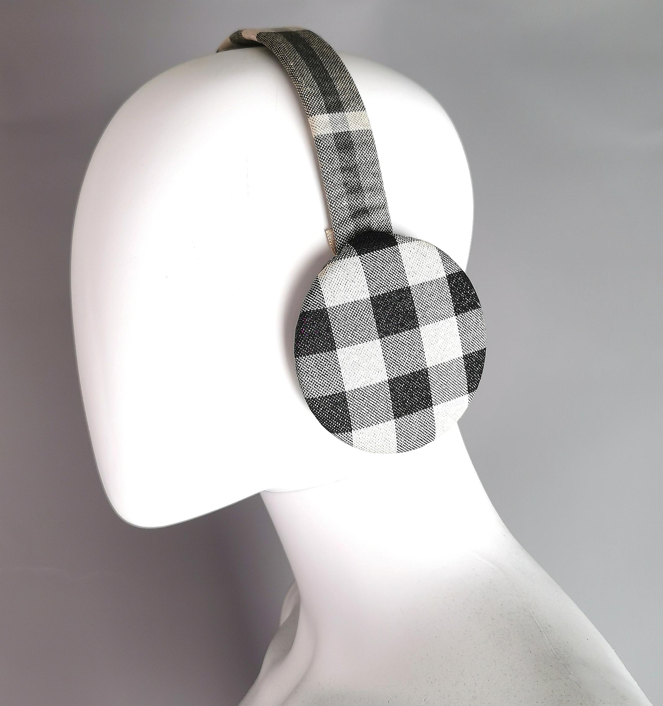 Burberry grey check ear muffs, faux fur  In Good Condition For Sale In NEWARK, GB