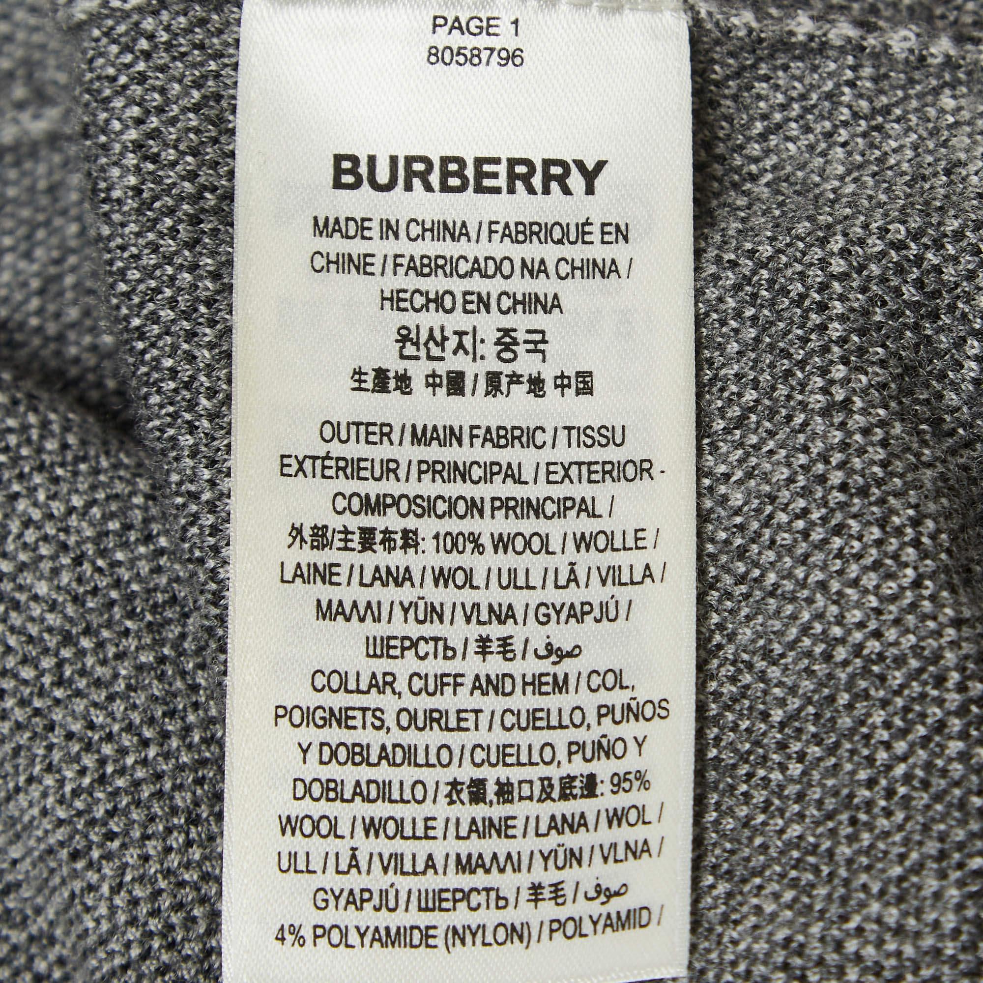 Men's Burberry Grey Checked Wool Knit Crew Neck Sweater S For Sale