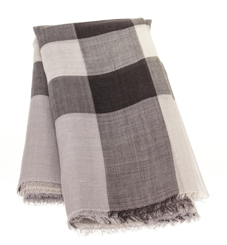 Burberry Grey Icon Cashmere Scarf with gold-tone hardware. 35090MSC For Sale  at 1stDibs
