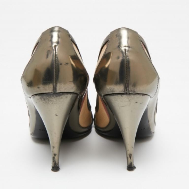 Burberry Grey Leather And House Check Canvas Buckle Peep Toe Pumps Size 37 For Sale 1