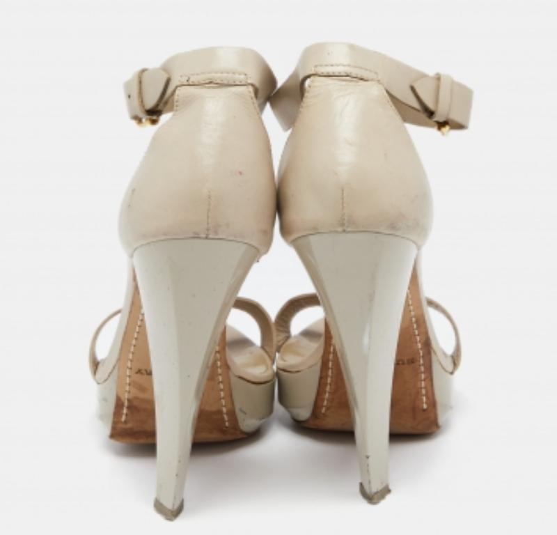 Burberry Grey Leather Embellished T-Strap Platform Sandals Size 38 For Sale 1