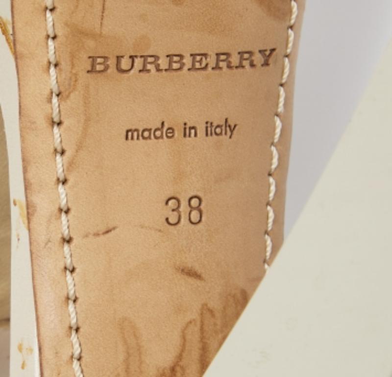 Burberry Grey Leather Embellished T-Strap Platform Sandals Size 38 For Sale 4