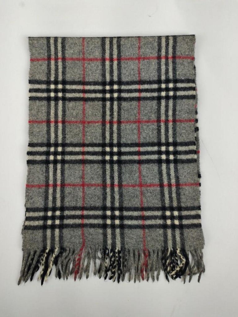 Burberry Grey Nova Check Lambs Wool Classic Scarf 863533 For Sale at 1stDibs