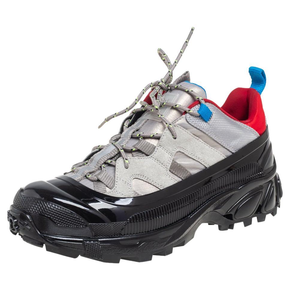 Baskets basses Arthur Burberry grises en nylon et daim, taille 39