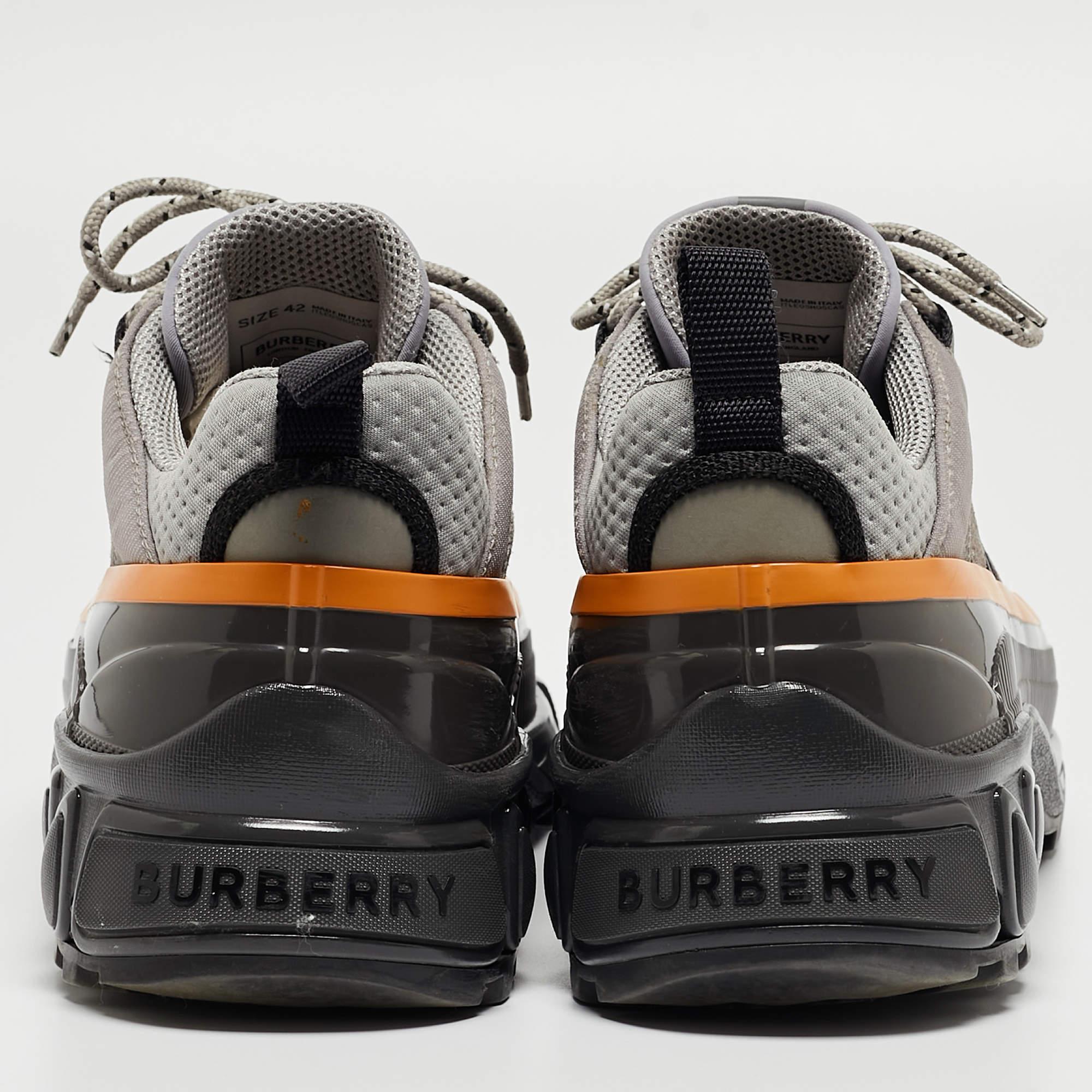 Burberry Grey Suede And Rubber Arthur Sneakers Size 42 For Sale 2
