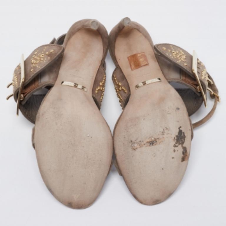 Burberry Grey Suede Studded Padstow Ankle-Wrap Sandals Size 37 For Sale 3