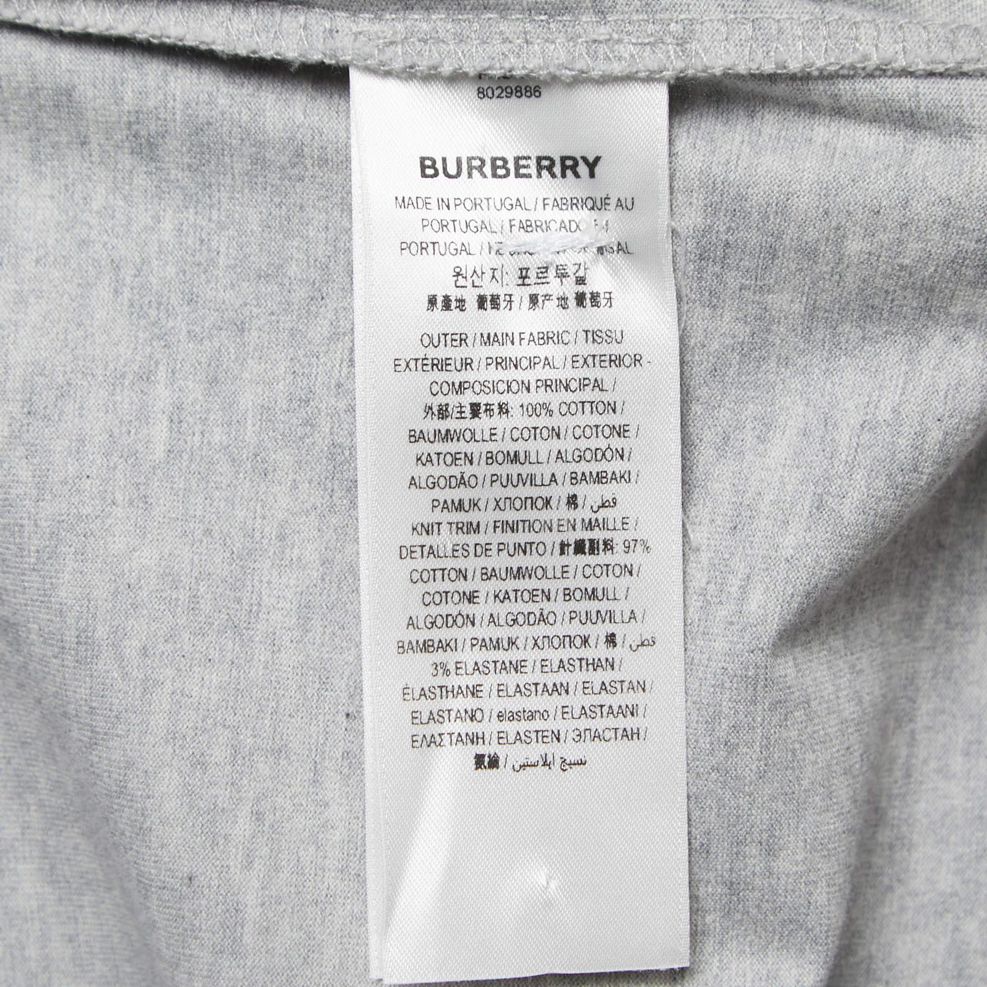 Burberry Grey Swan Printed Cotton T-Shirt S In Excellent Condition In Dubai, Al Qouz 2