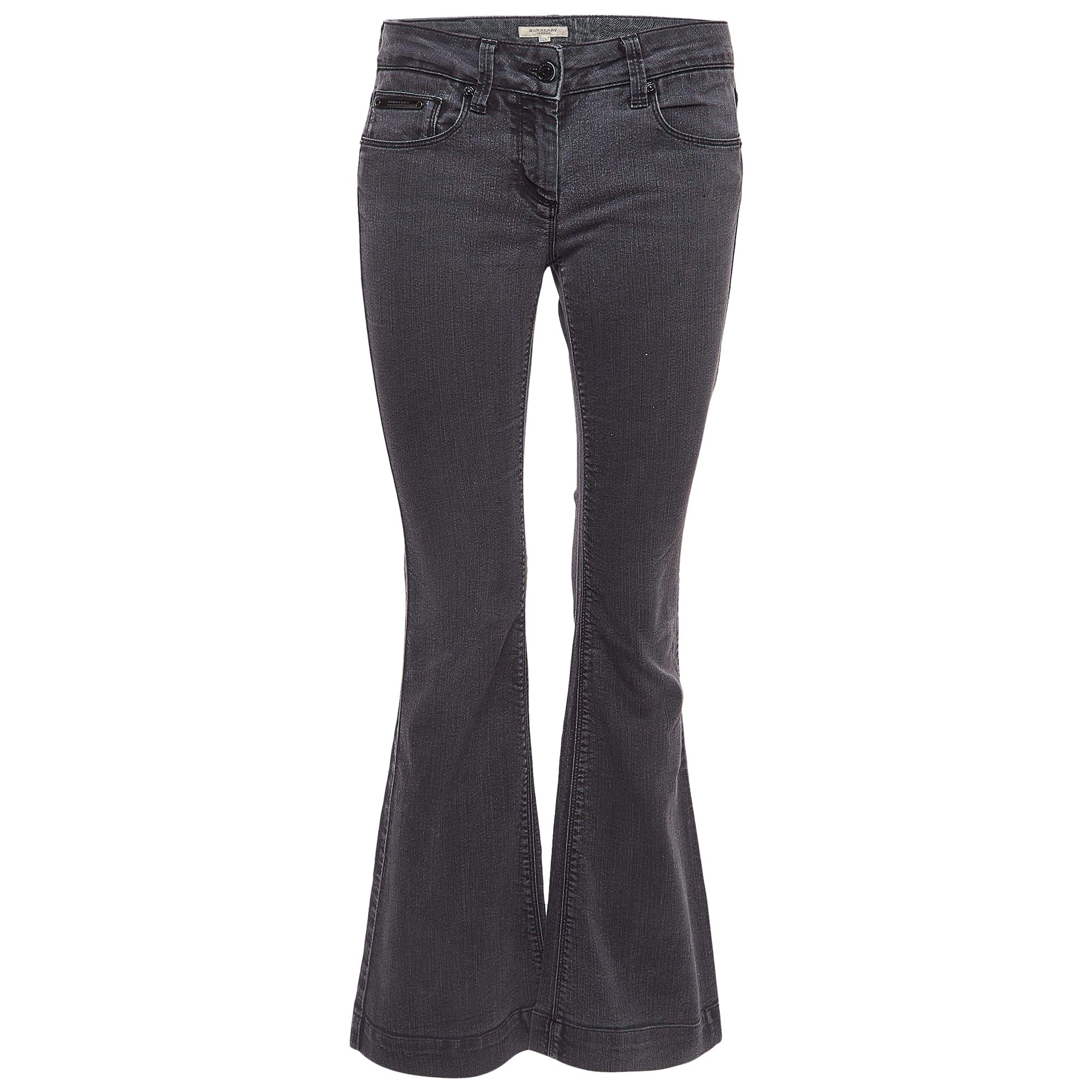 Burberry Jeans à jambes évasées grises taille M 30'' en vente
