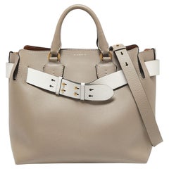 Used Burberry Grey/White Grained Leather Medium Belt Tote
