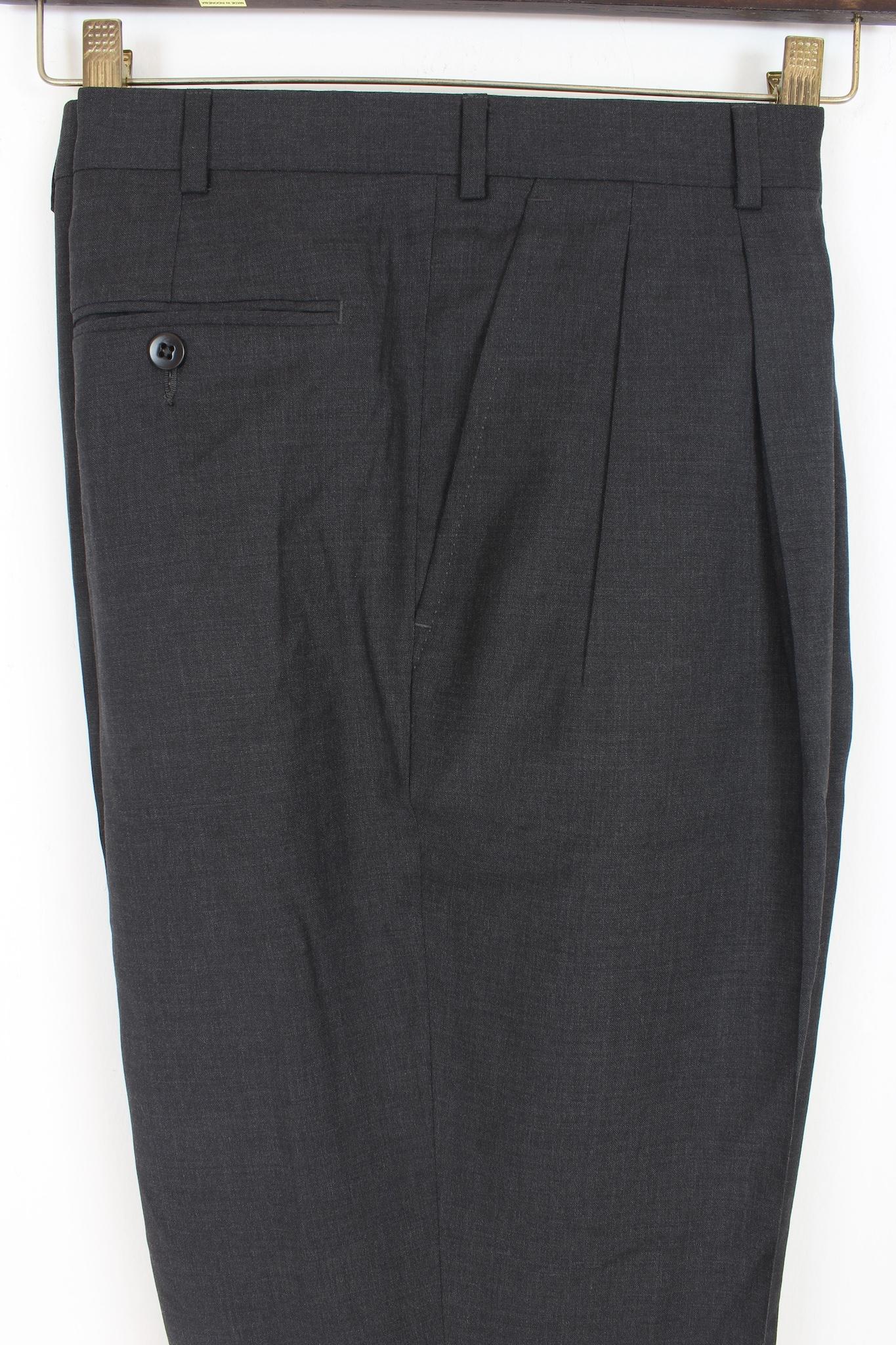 Burberry Grey Wool Classic Trousers Oversize 1990S In New Condition For Sale In Brindisi, Bt
