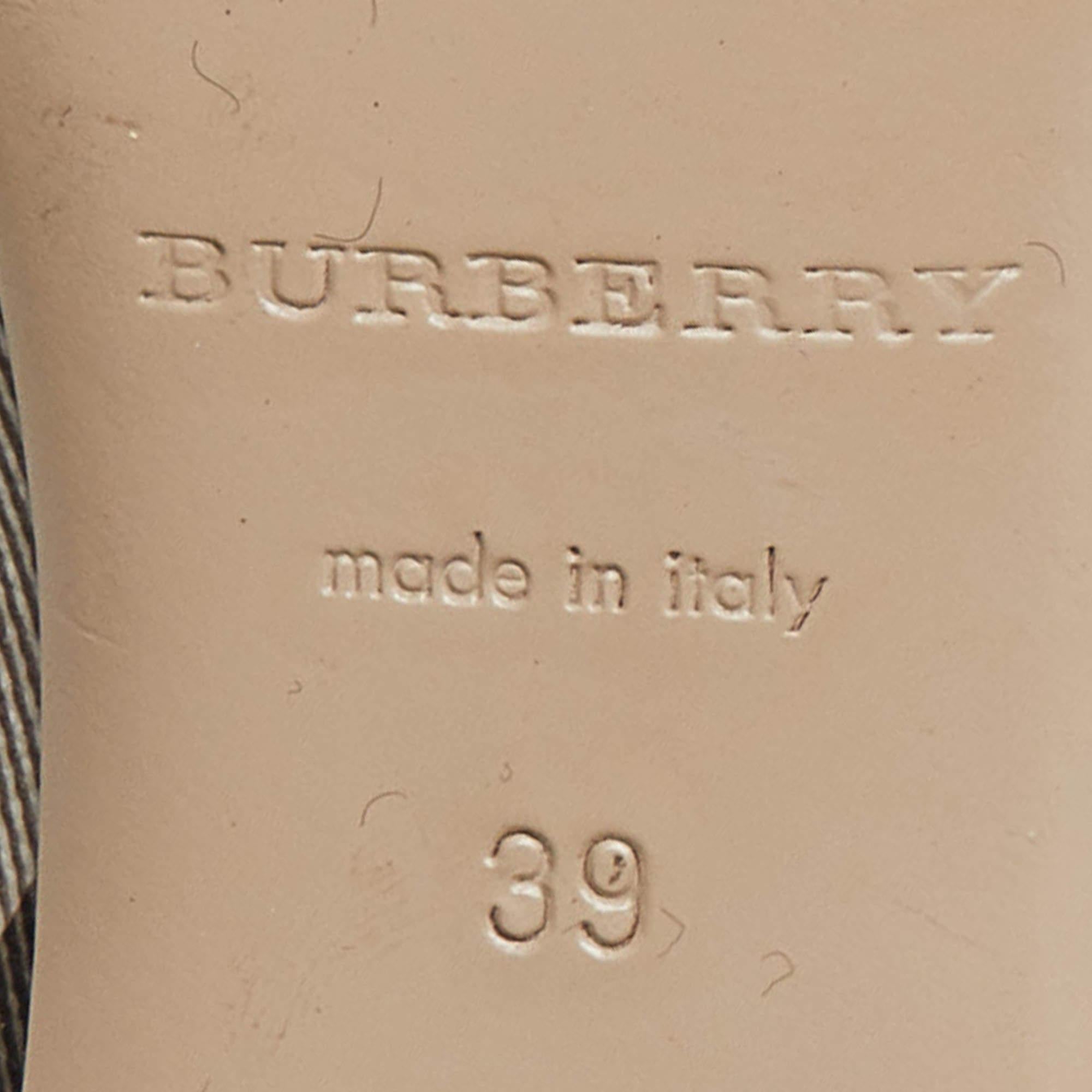 Burberry Grey/Yellow Smoked Check PVC and Patent Leather Open Toe Pumps Size 39 For Sale 3