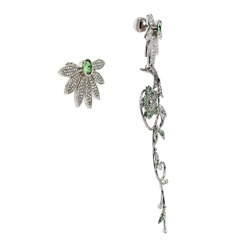 Mismatched, sparkly and breathtaking! These asymmetric earrings from Burberry tugs at one's heartstrings in the most profound way. Sculpted from silver-tone metal and lit by crystals, the pair comes as stud flowers but one of them has an exaggerated