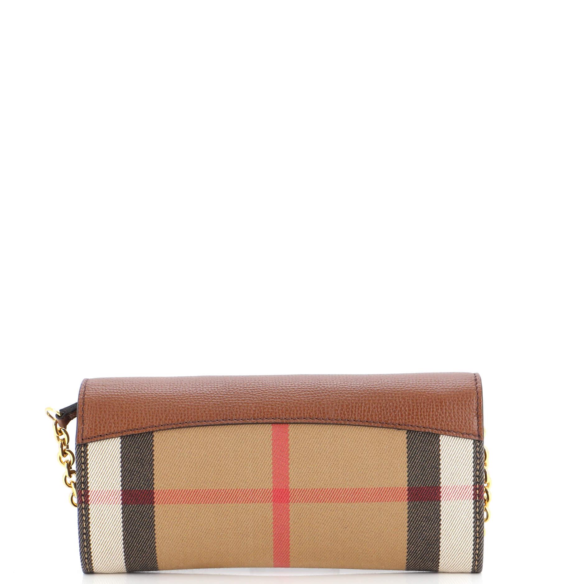 Burberry Henley Wallet on Chain Leather with House Check Canvas In Good Condition In NY, NY