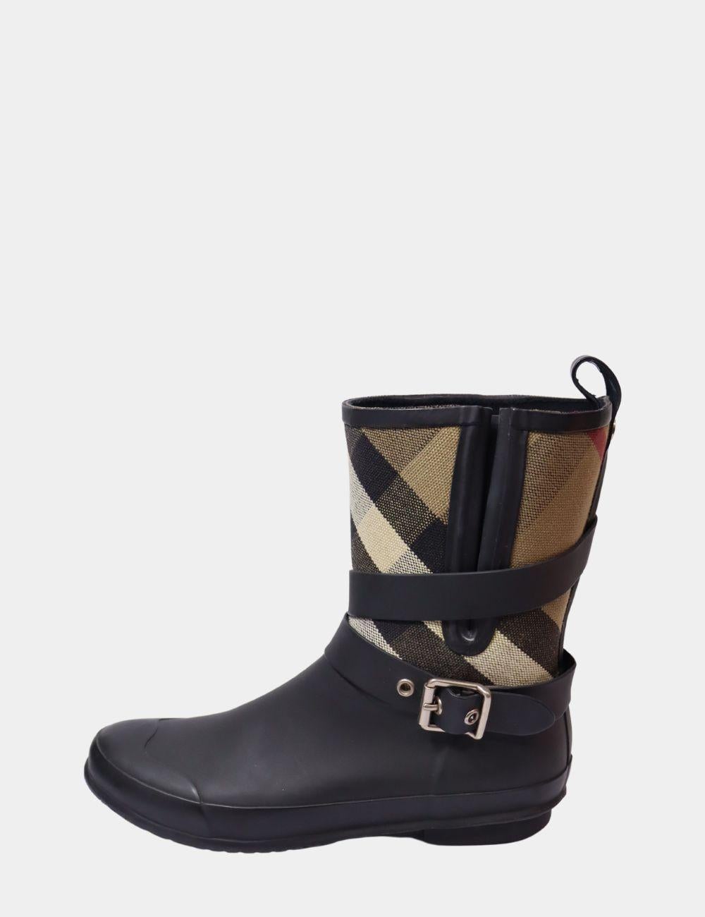 Burberry Holloway Check Rain Boots Size EU 41 In Good Condition In Amman, JO