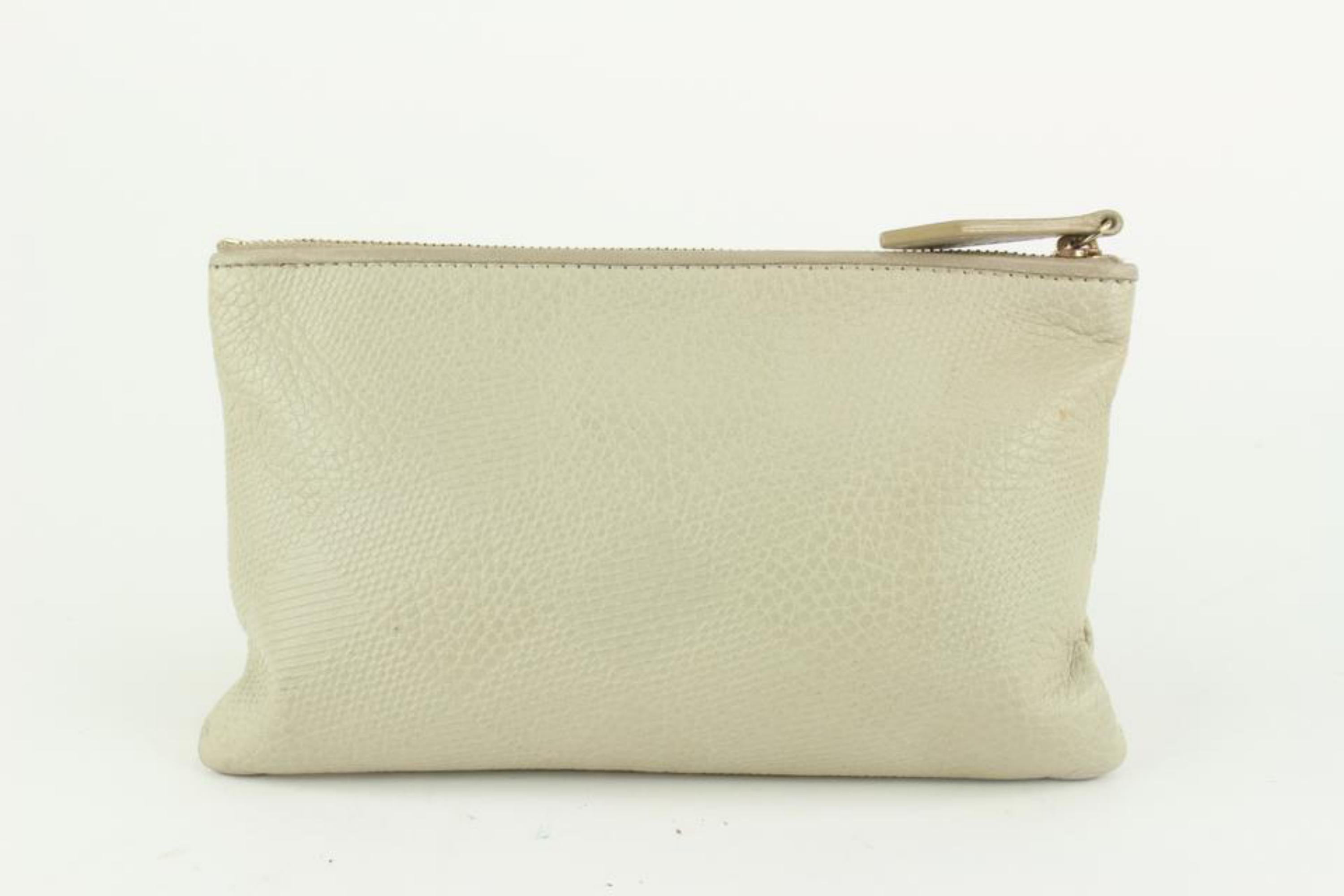 Women's Burberry Ivory Check Embossed Toiletry Cosmetic Pouch 1220b46 For Sale