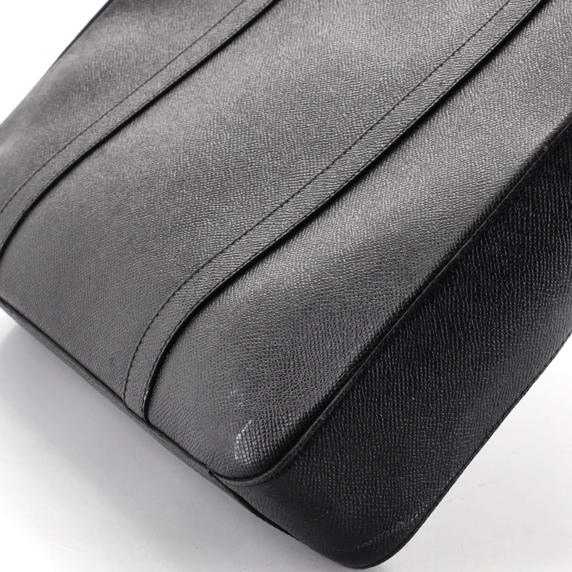 Burberry Kenneth Tragetasche aus Leder Groß 1