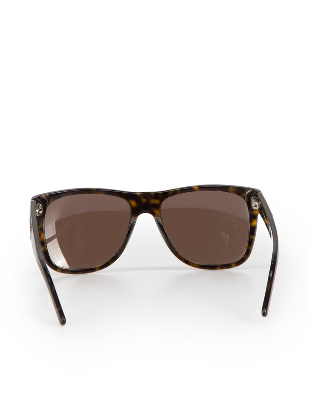 Burberry Khaki Tortoiseshell Sunglasses In Good Condition For Sale In London, GB