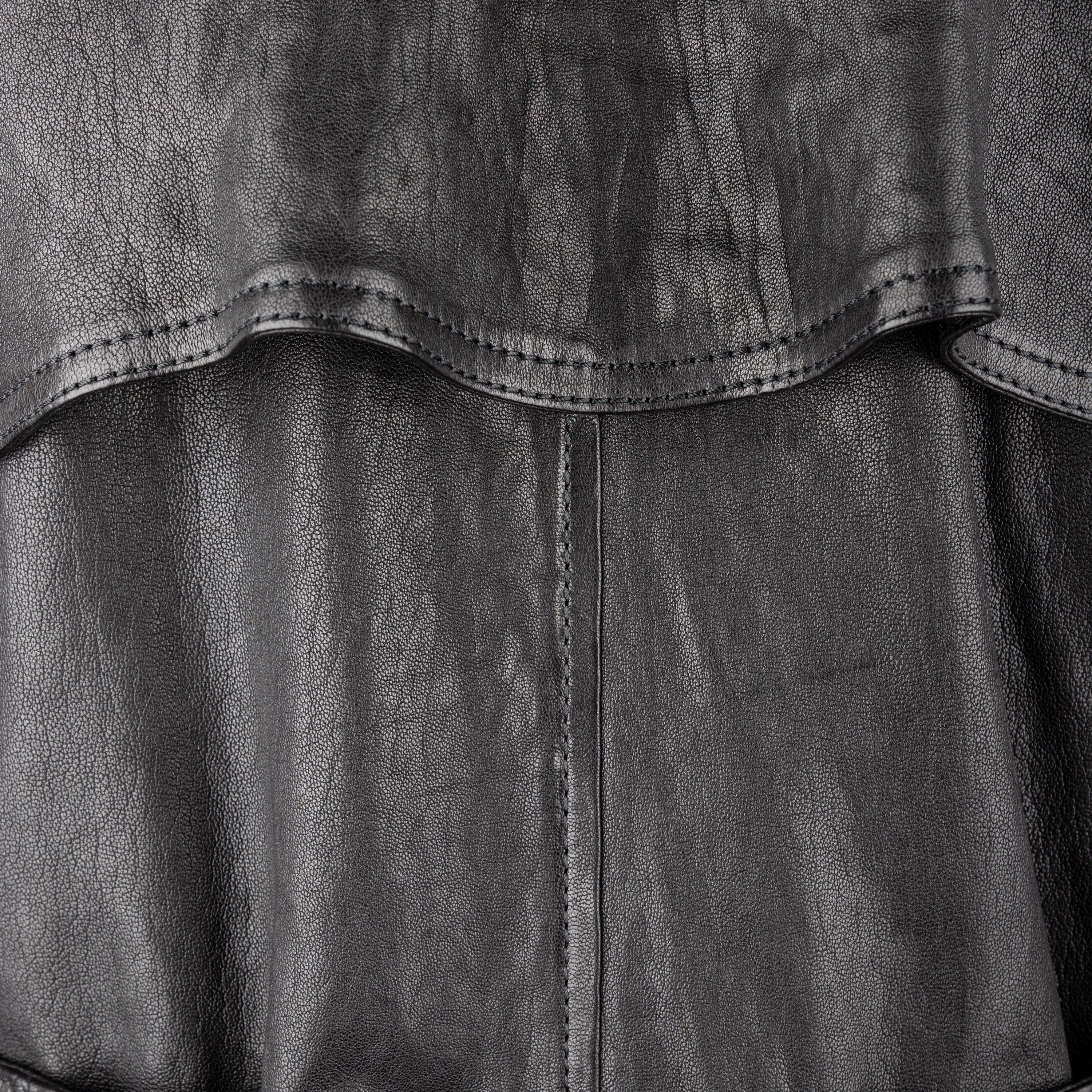 Men's Burberry Lambskin Leather Trench Coat - '00s For Sale