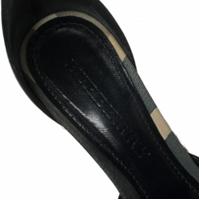 Women's Burberry Leather and Novacheck Canvas Peep Toe Espadrille Wedge Sandals Size 36 For Sale