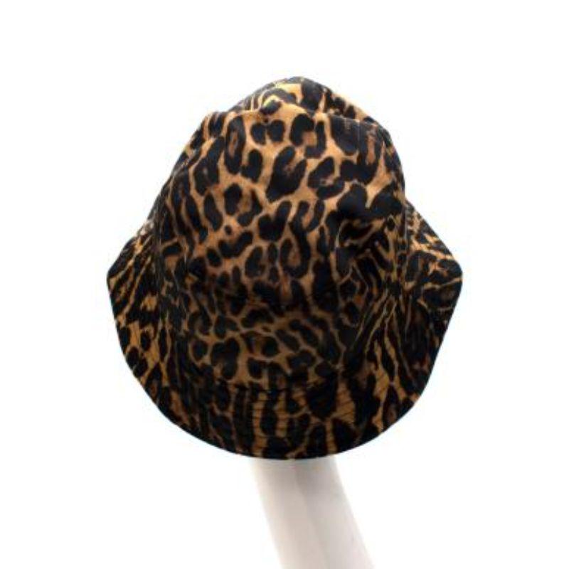 Burberry Leopard Print Bucket Hat In Excellent Condition For Sale In London, GB