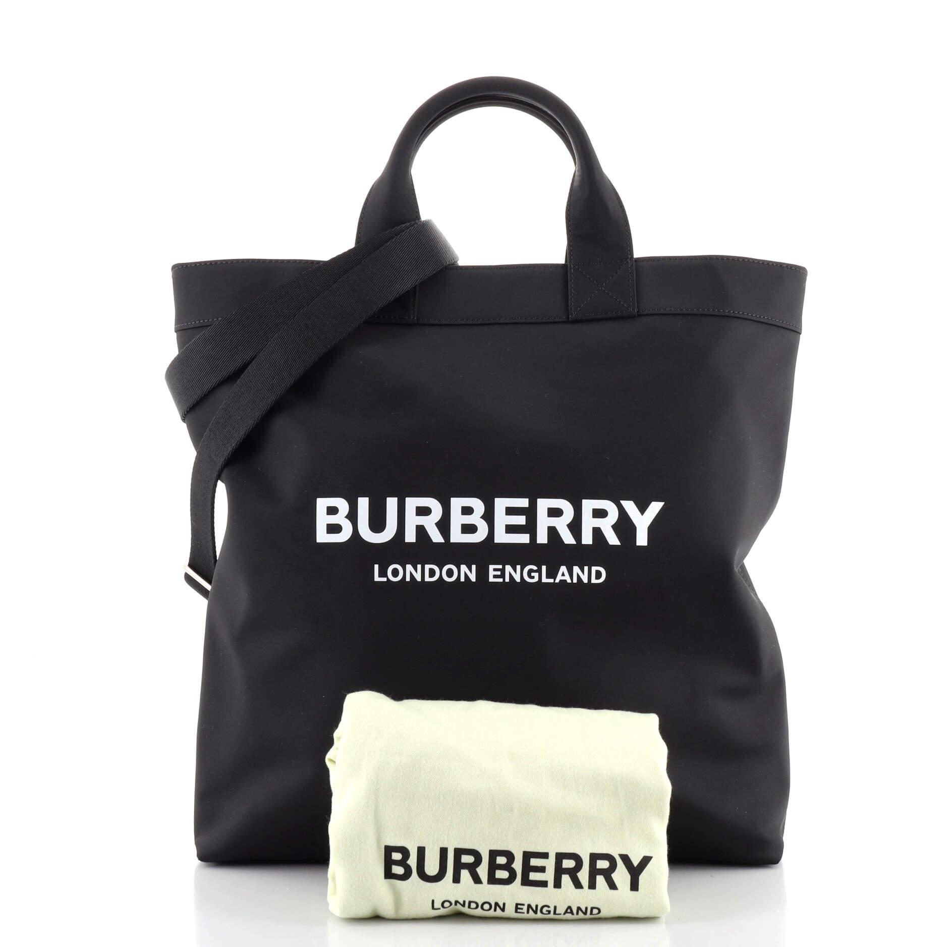 Burberry Logo Convertible Tote Nylon Large For Sale at 1stDibs