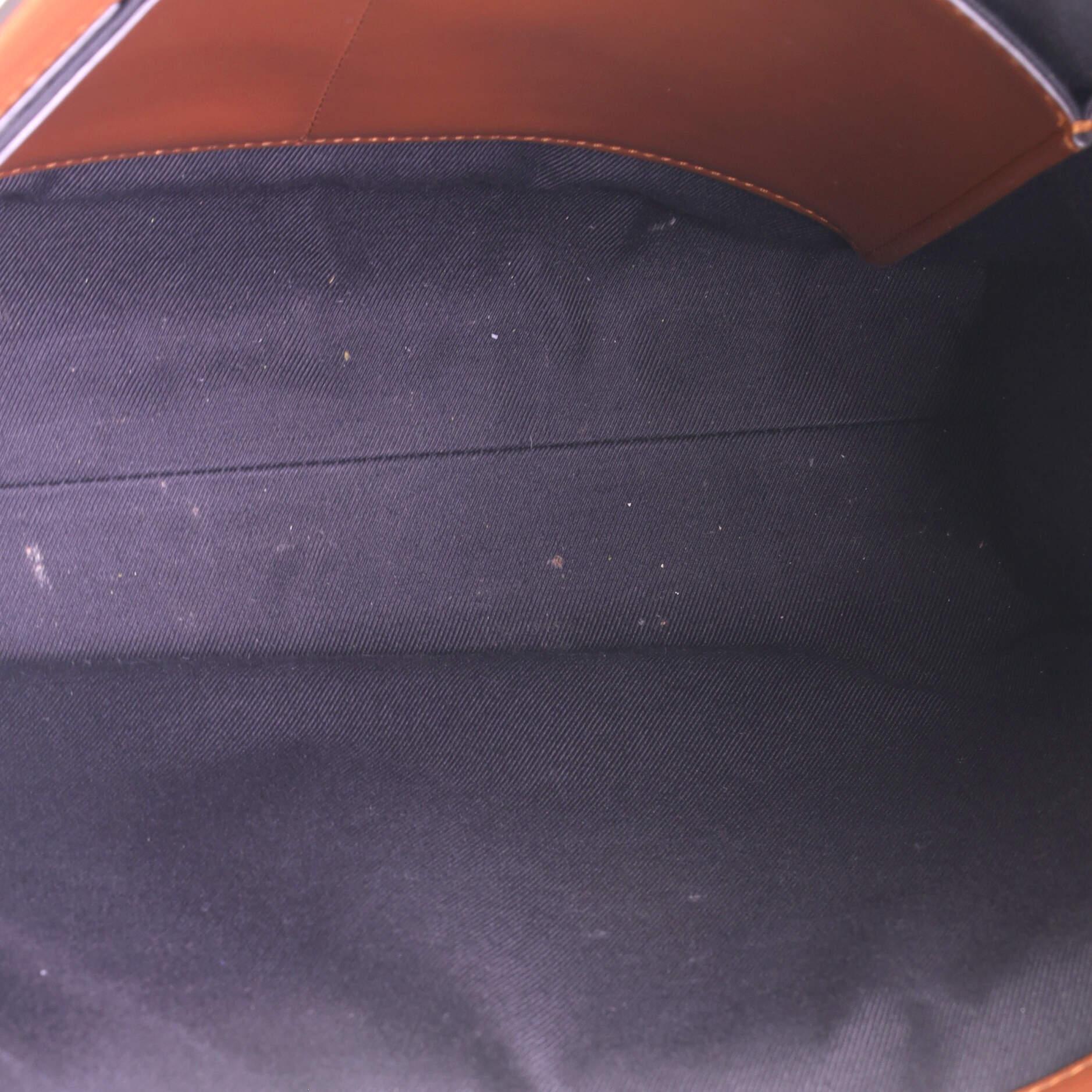 burberry logo bag