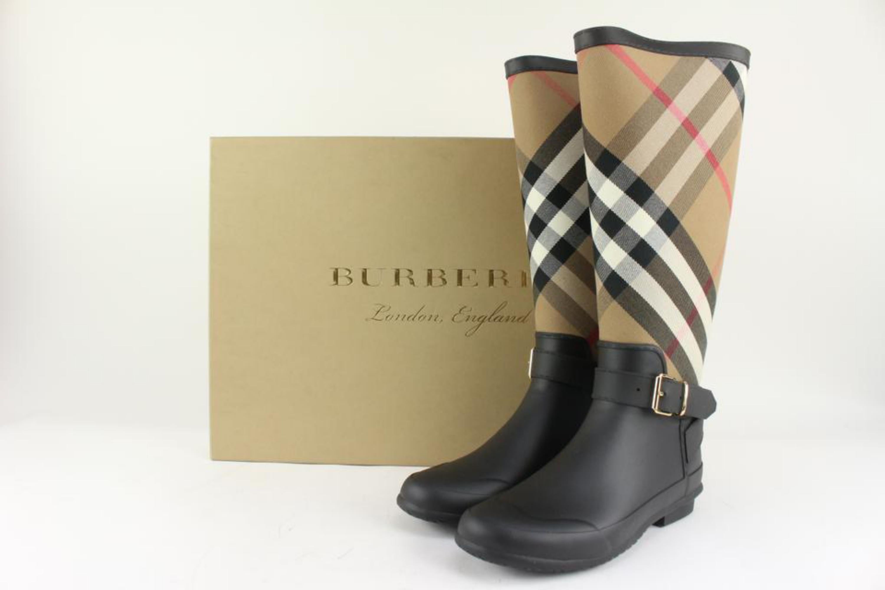 strap detail house check and rubber rain boots