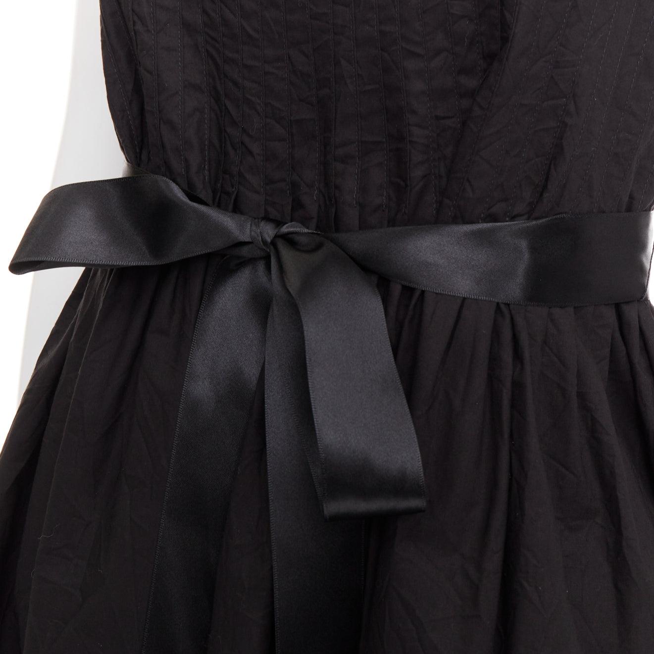 BURBERRY LONDON black cotton pleated waist ribbon tie babydoll dress UK8 S
Reference: CC/A00478
Brand: Burberry
Collection: London
Material: Cotton
Color: Black
Pattern: Solid
Closure: Zip
Lining: Black Fabric
Extra Details: Ribbon belt