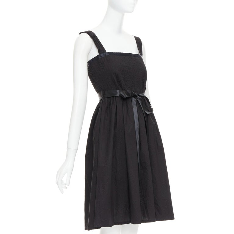 BURBERRY LONDON black cotton pleated waist ribbon tie babydoll dress UK8 S  For Sale at 1stDibs