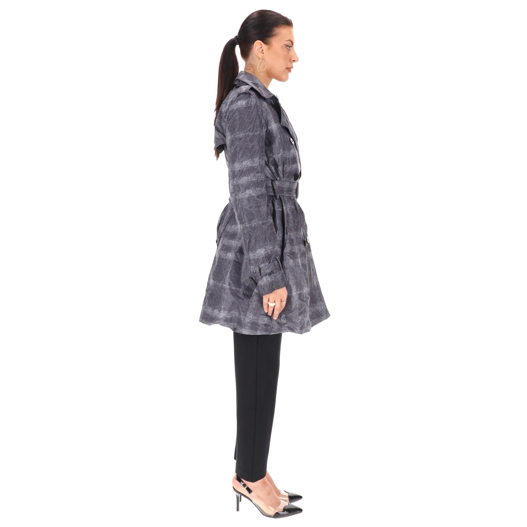 Trenca de cuadros Burberry London Gris en venta