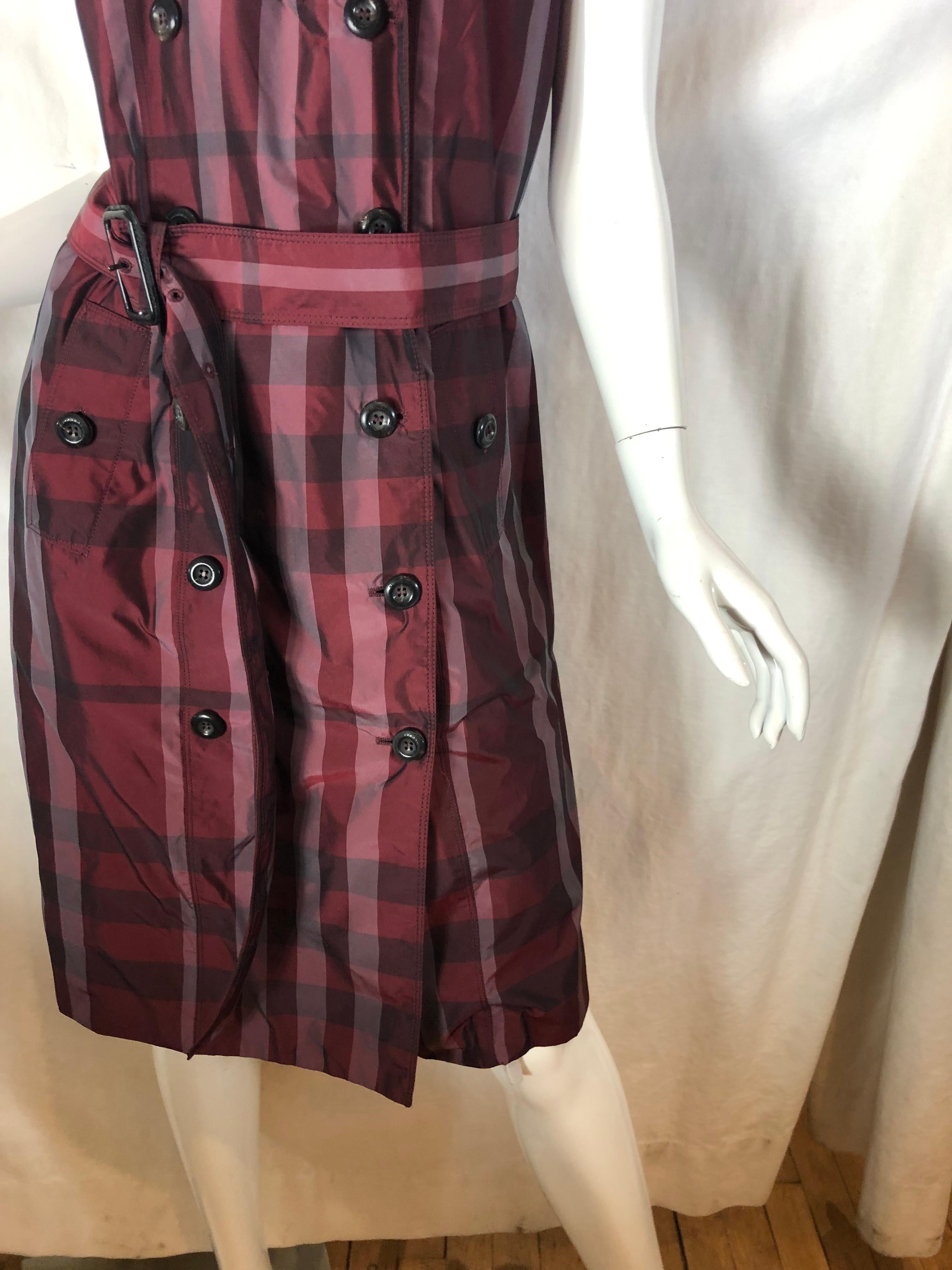 Burberry London Double Breasted Dress In Good Condition In Bridgehampton, NY