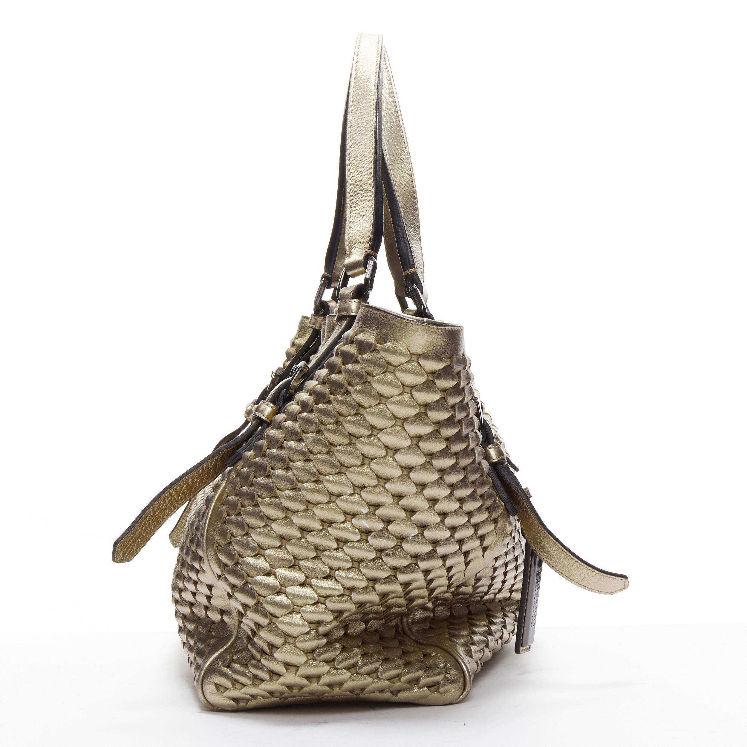 BURBERRY LONDON gold woven textured leather belted large top handle tote bag In Good Condition In Hong Kong, NT