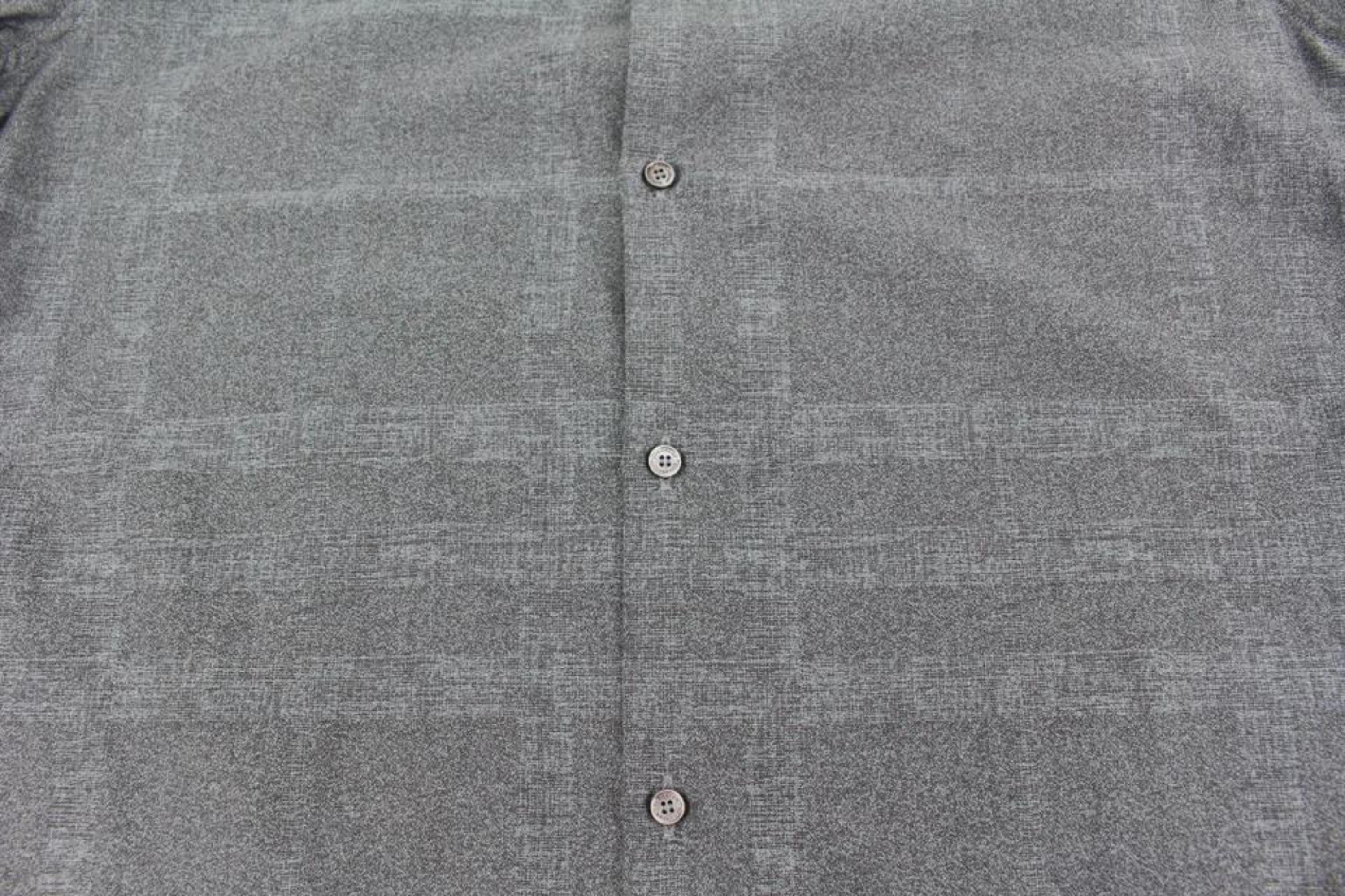 Burberry London - Chemise à manches longues en jean gris à carreaux Nova XL pour homme en vente 3