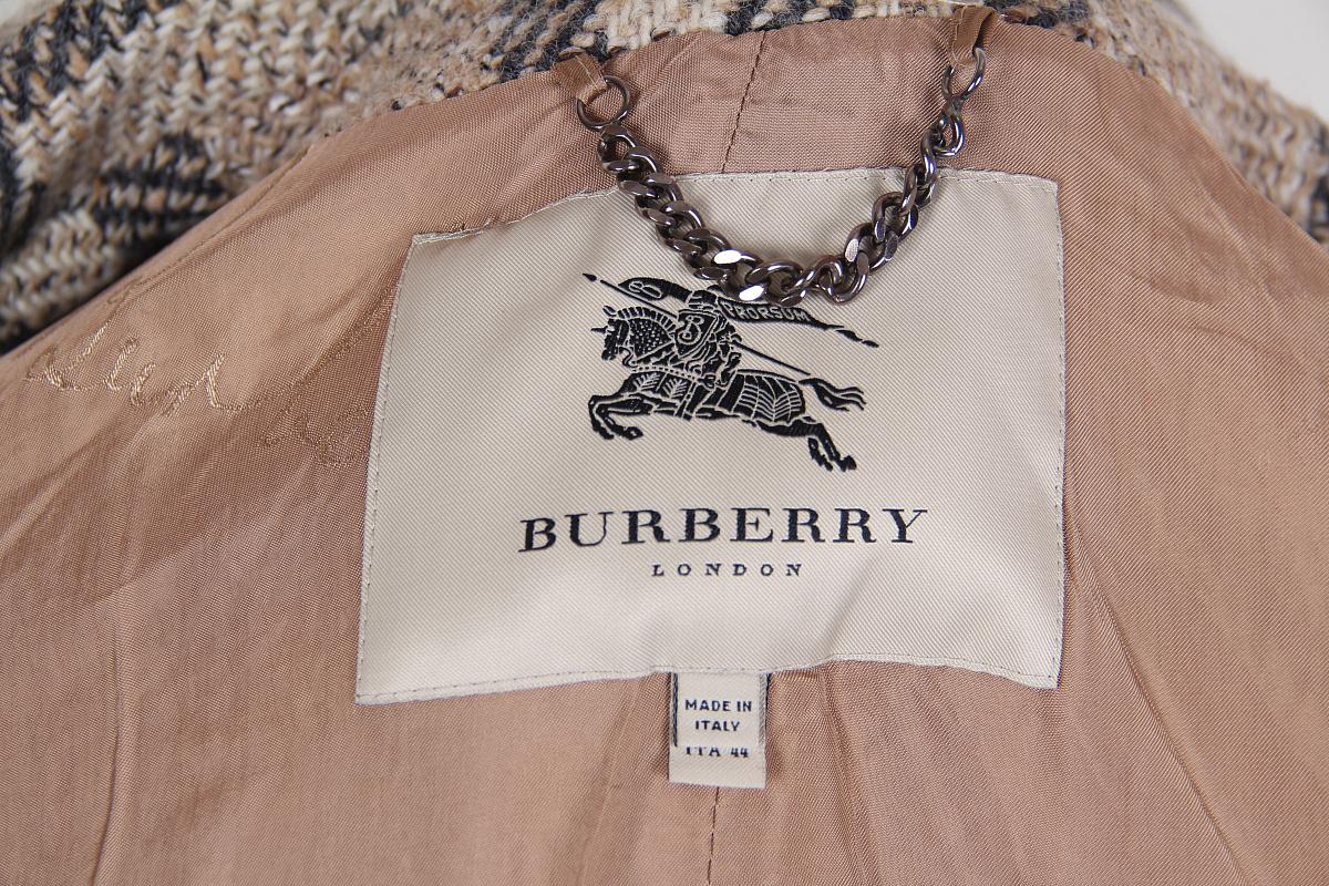 Cappotto in lana Burberry London Nova Check in vendita 2