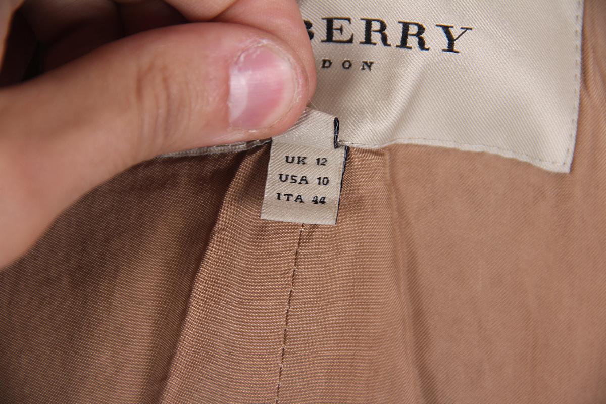 Cappotto in lana Burberry London Nova Check in vendita 3