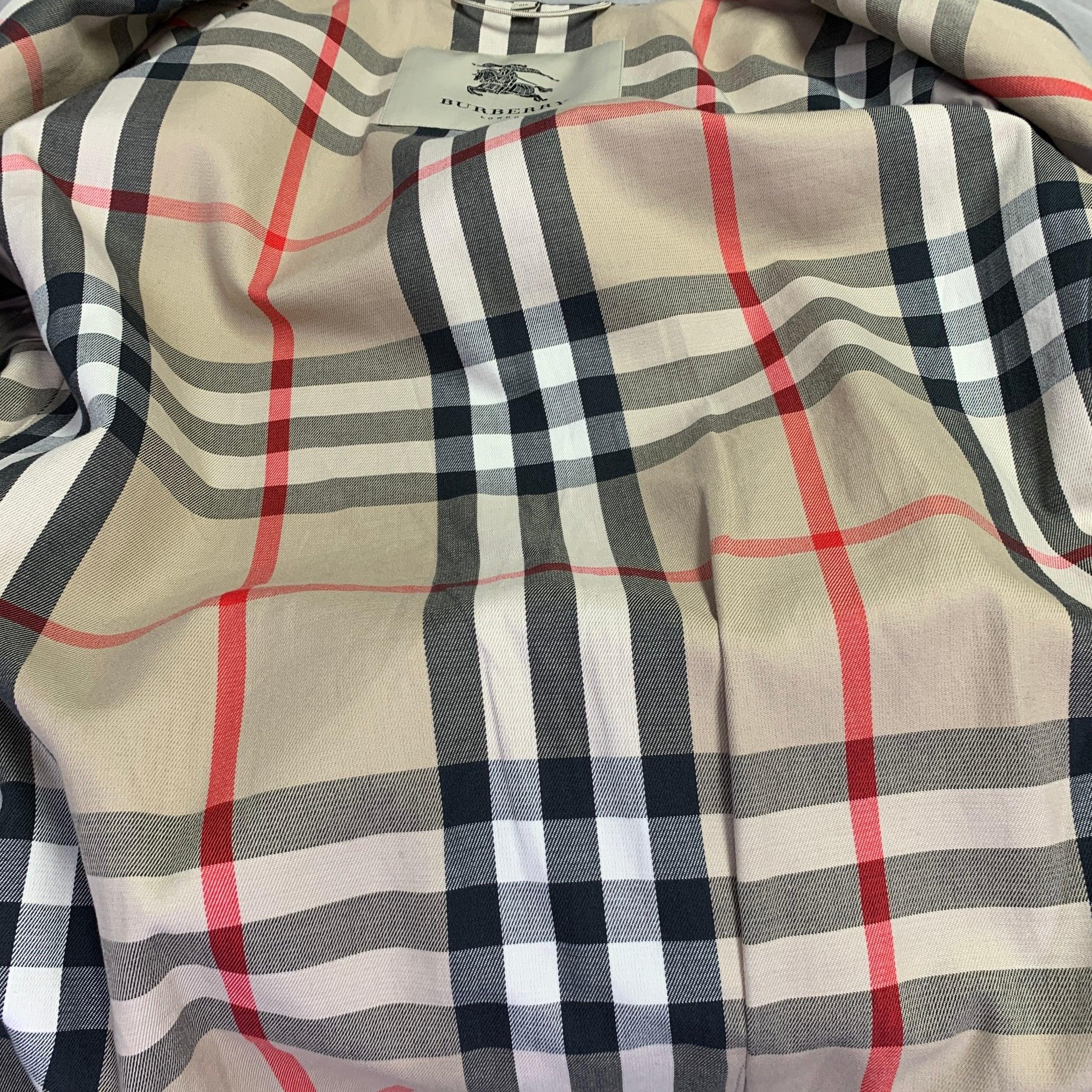 BURBERRY LONDON Size 40 Grey Cotton Blend Trench Coat In Excellent Condition In San Francisco, CA