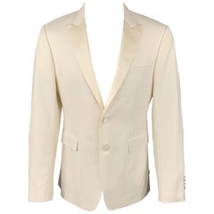 BURBERRY LONDON Size 40 Regular Beige Wool / Mohair Peak Lapel Sport Coat