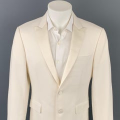 BURBERRY LONDON Size 40 Regular Beige Wool / Mohair Peak Lapel Sport Coat