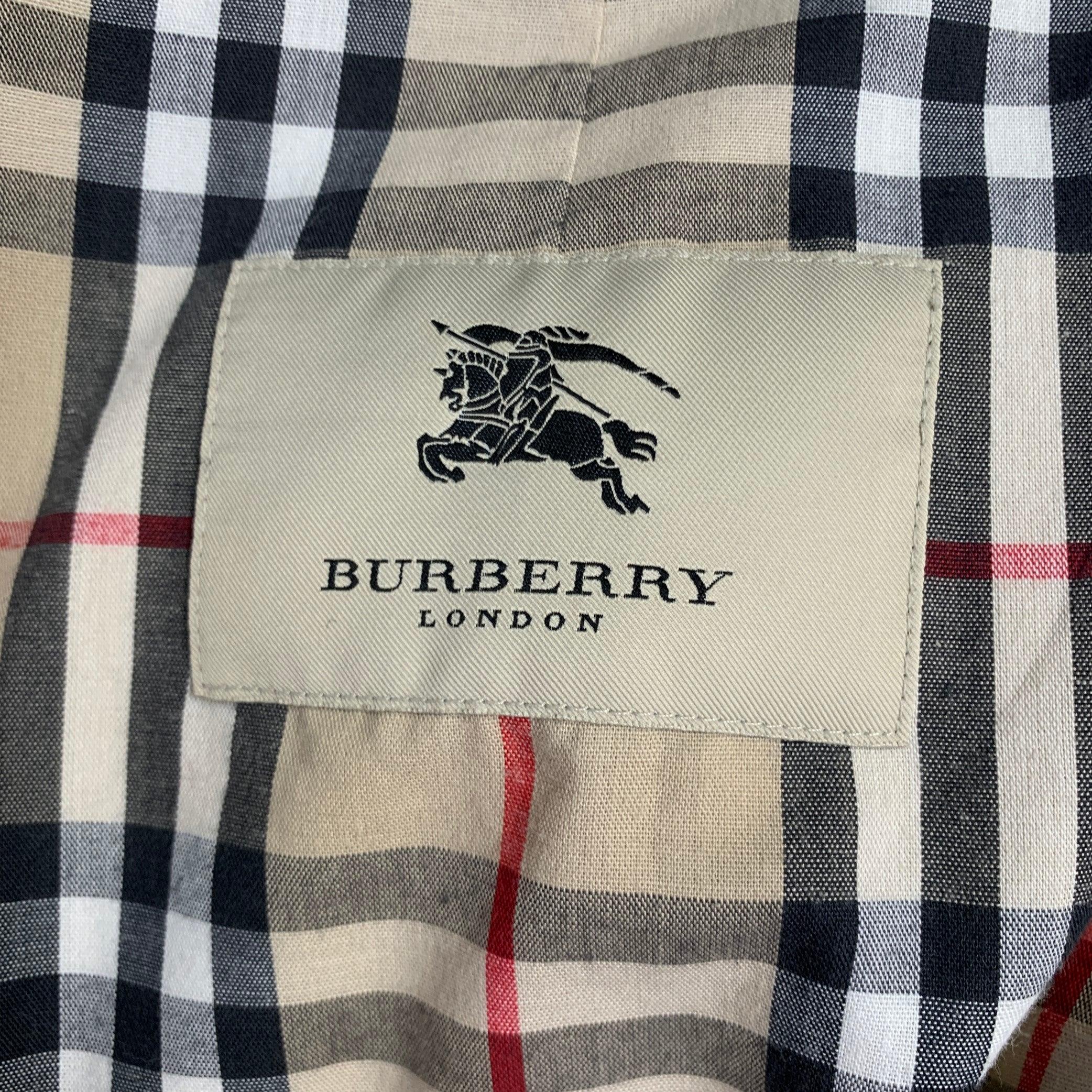 BURBERRY LONDON Size 42 Beige Cotton Raglan Coat For Sale 2