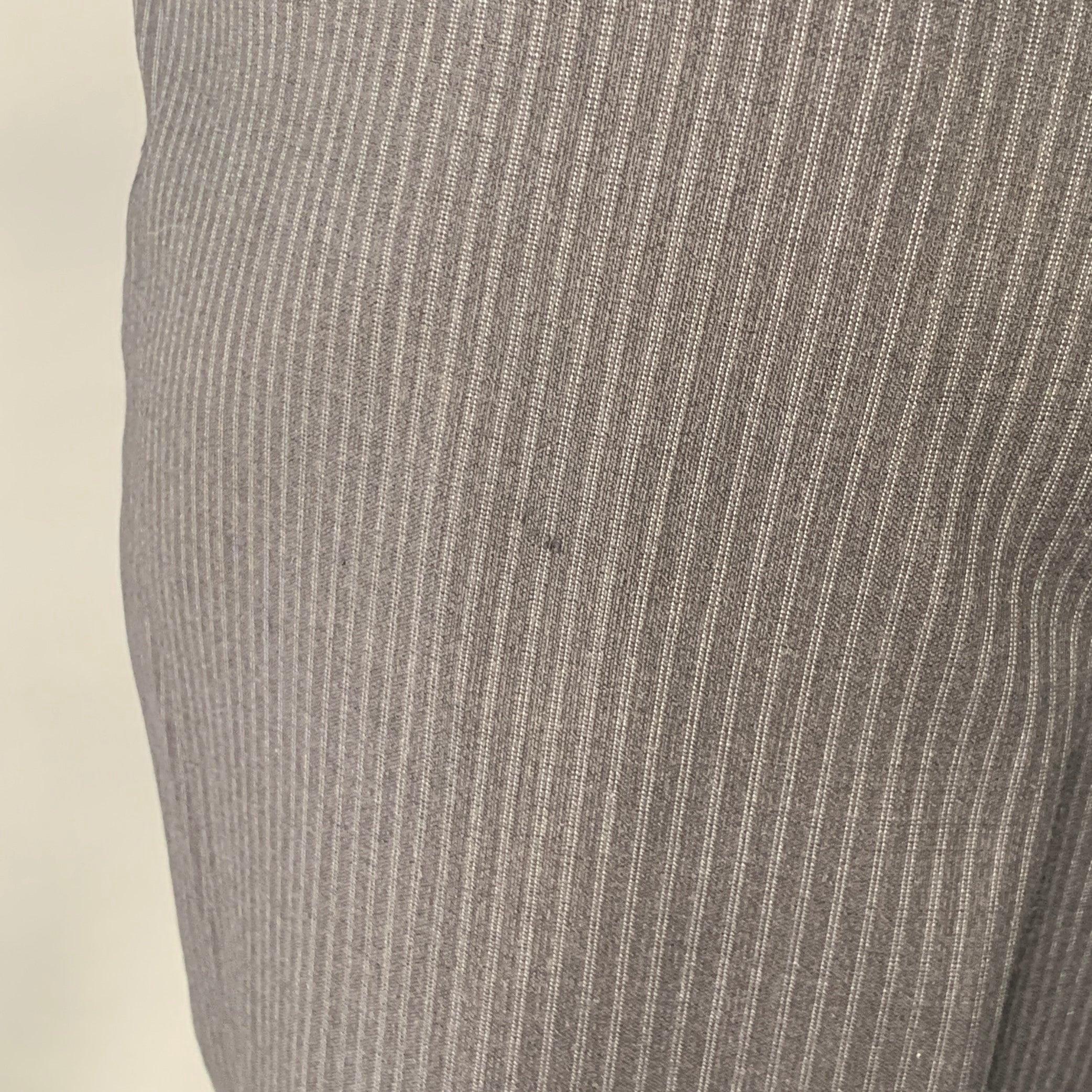 BURBERRY LONDON Größe 44 Regular Schwarz Grau Gestreift Wolle Notch Lapel Anzug im Angebot 2