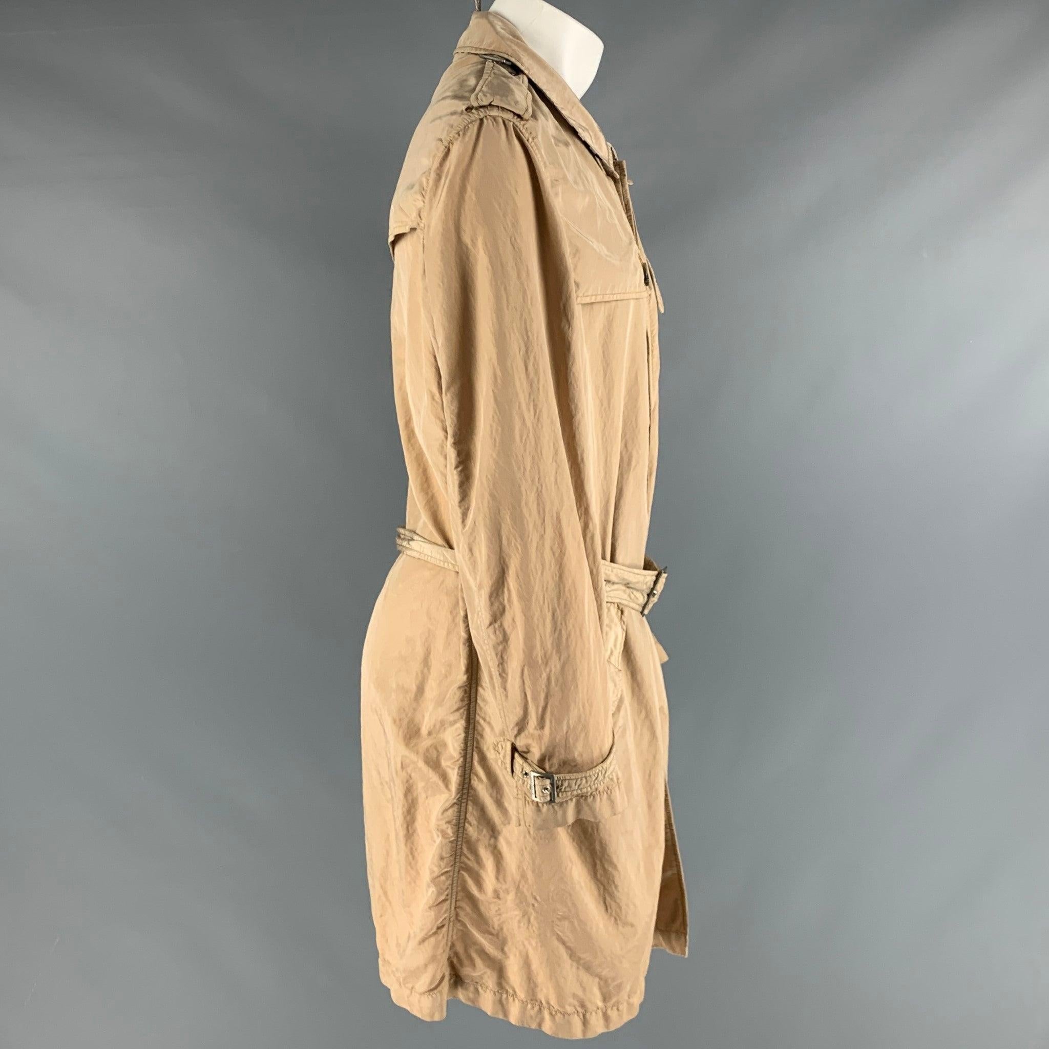 BURBERRY LONDON Size M Beige Nylon Belted Trenchcoat In Good Condition For Sale In San Francisco, CA