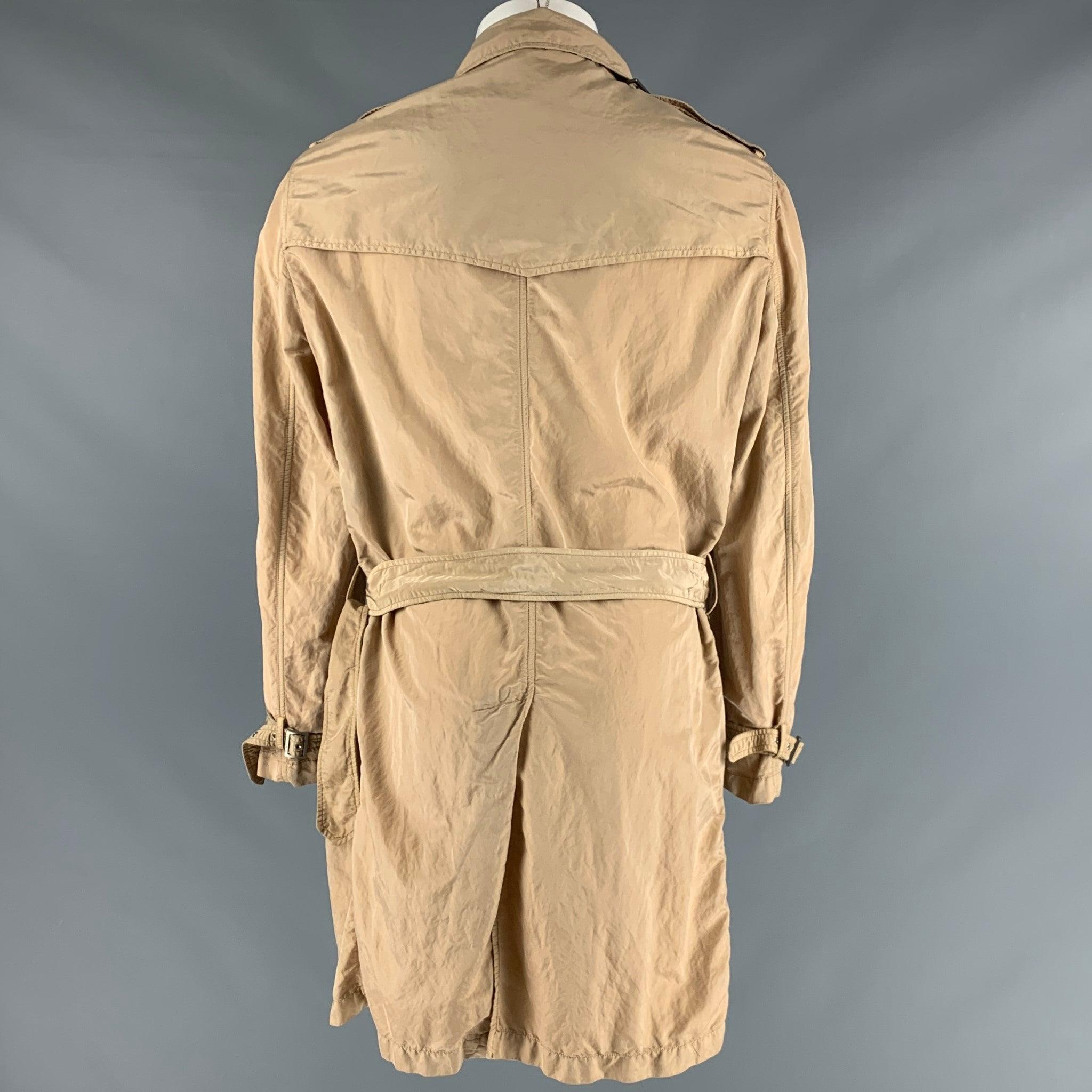 Men's BURBERRY LONDON Size M Beige Nylon Belted Trenchcoat For Sale