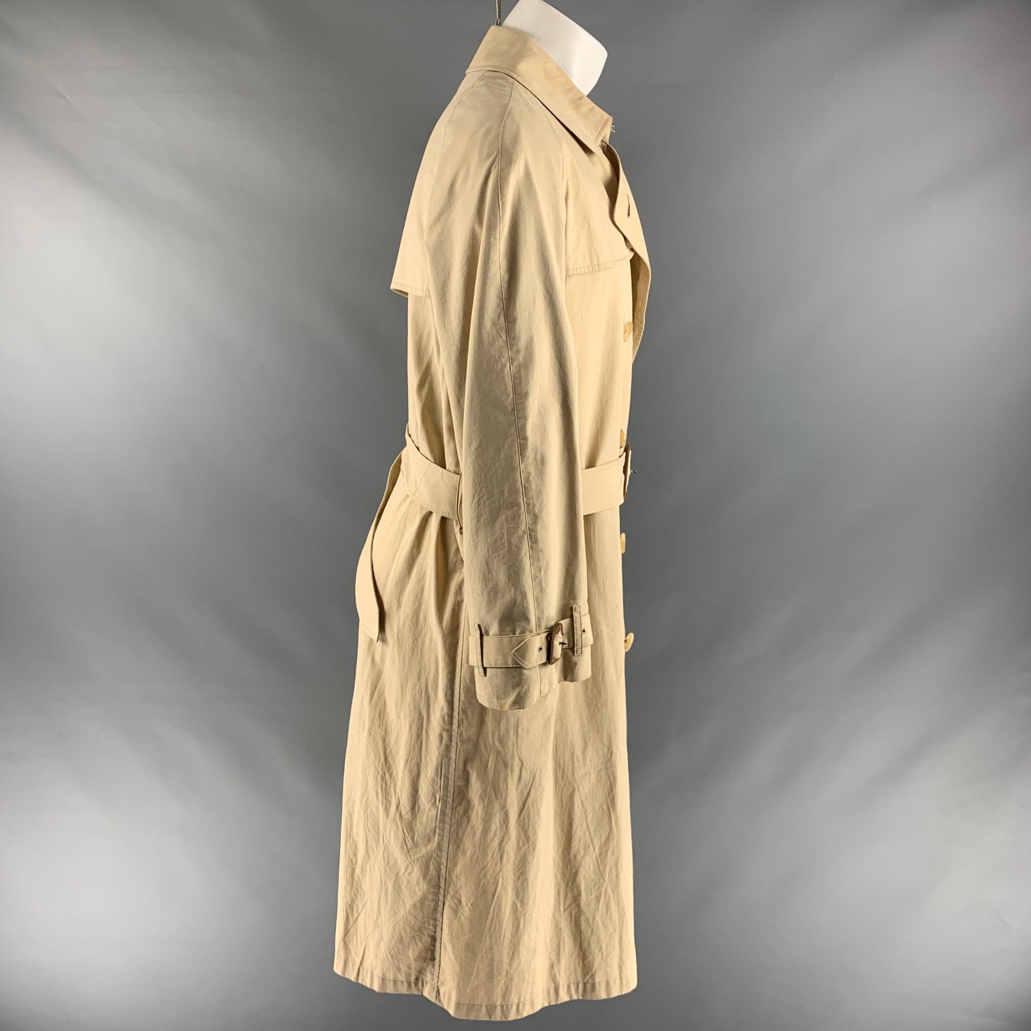 BURBERRY LONDON Size M Khaki Solid Cotton Polyester Trenchcoat In Good Condition In San Francisco, CA