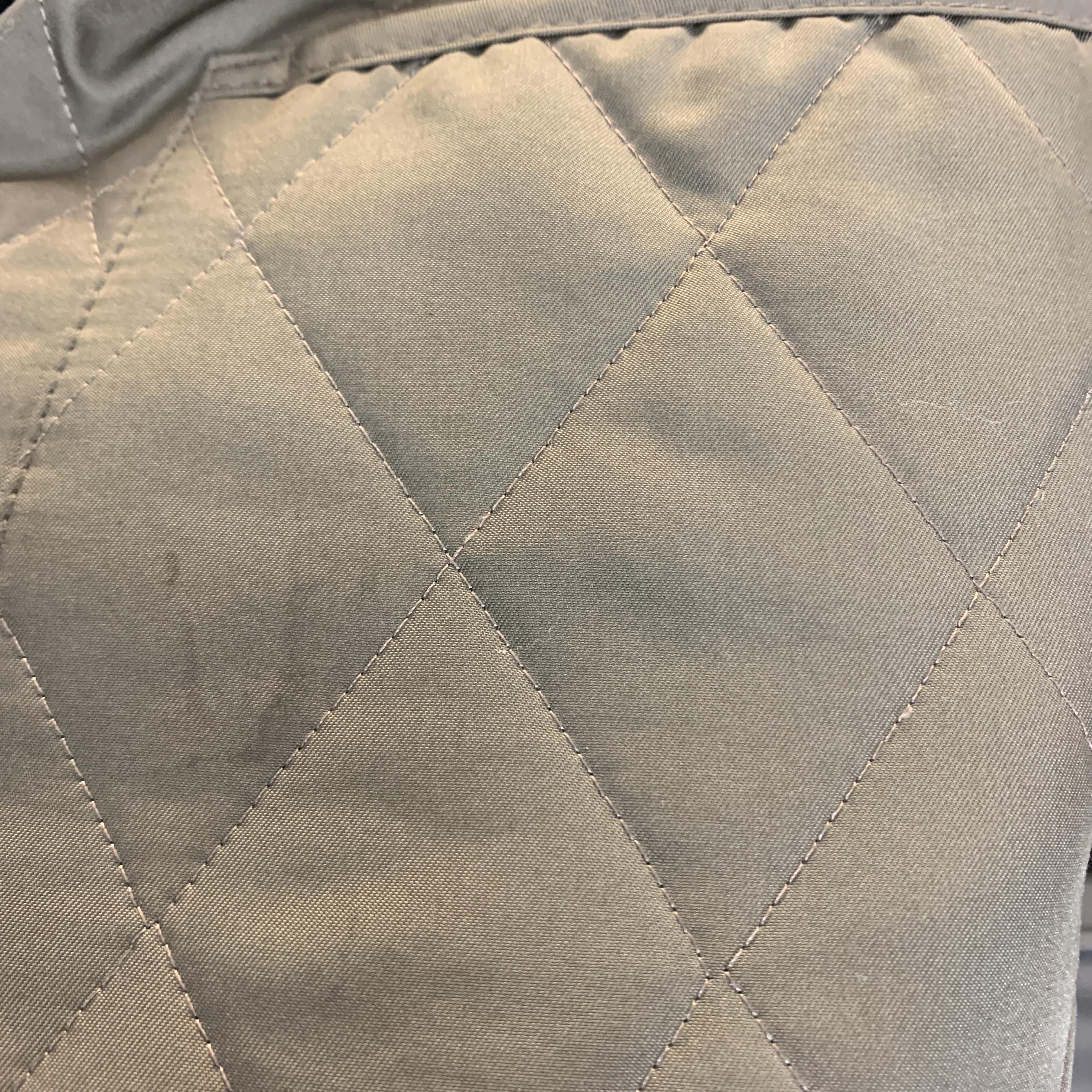 BURBERRY LONDON Size M Olive Quilted Snap Closure Jacket In Good Condition In San Francisco, CA