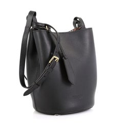 Burberry Borsa a Secchiello Lorne in Pelle Piccola